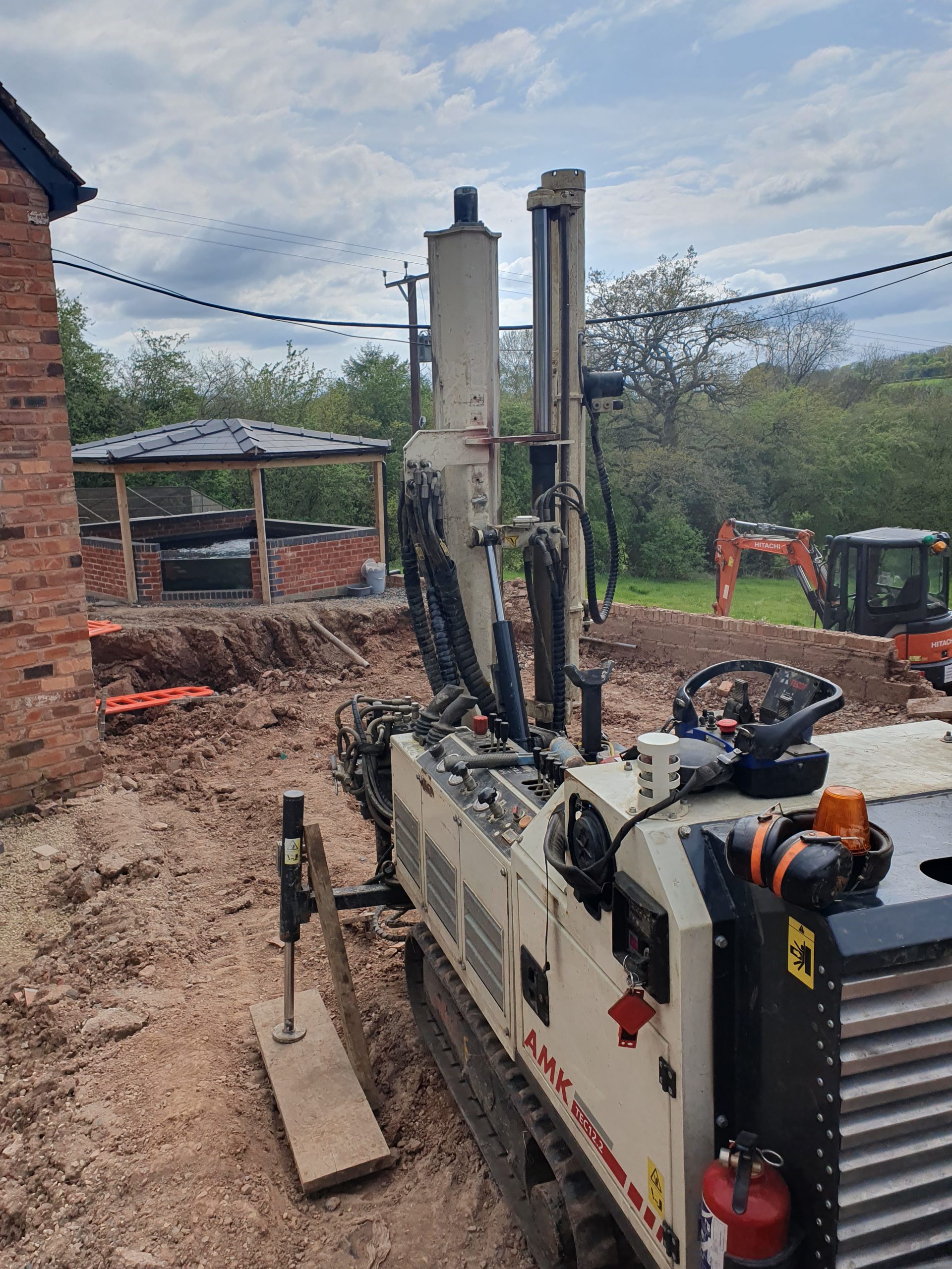 Window sampling drilling rig